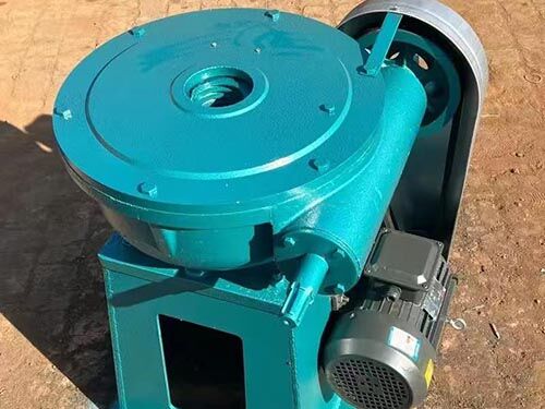 QL-8T螺桿啟閉機(jī)安裝:垂直度偏差別超1mm整體外觀 | 通用型結(jié)構(gòu) | 螺桿啟閉機(jī)整體結(jié)構(gòu)展示